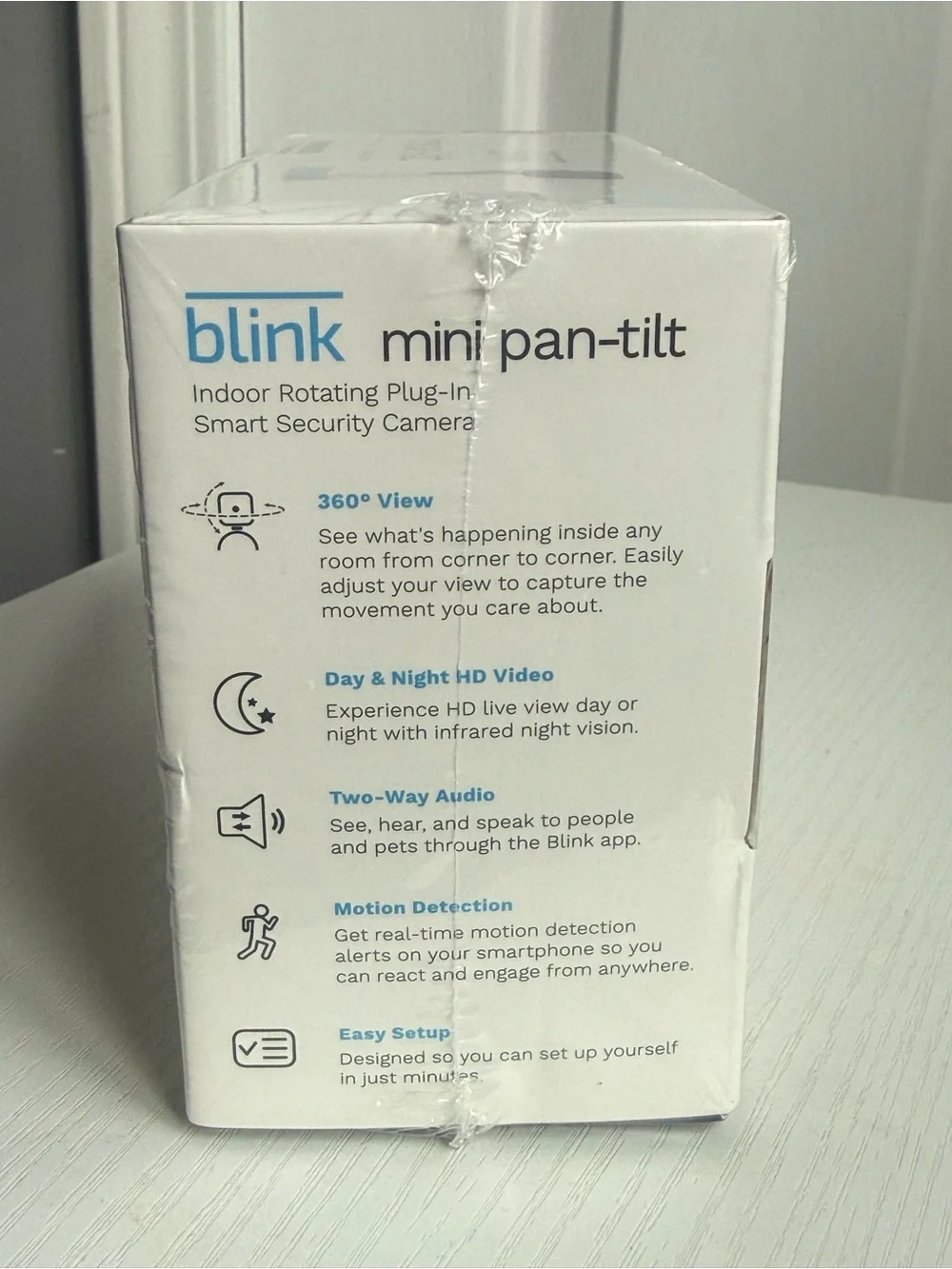 Link Blink mini pan-tilt Indoor Smart Security Camera - White